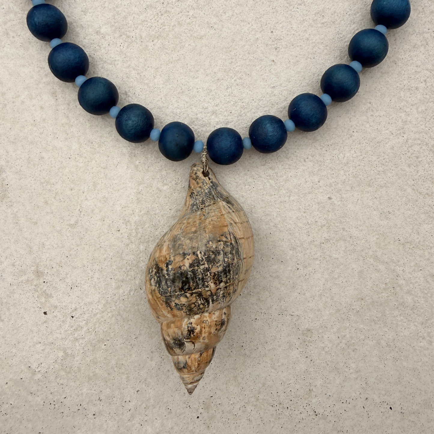 Elese Beaded Statement Shell Necklace